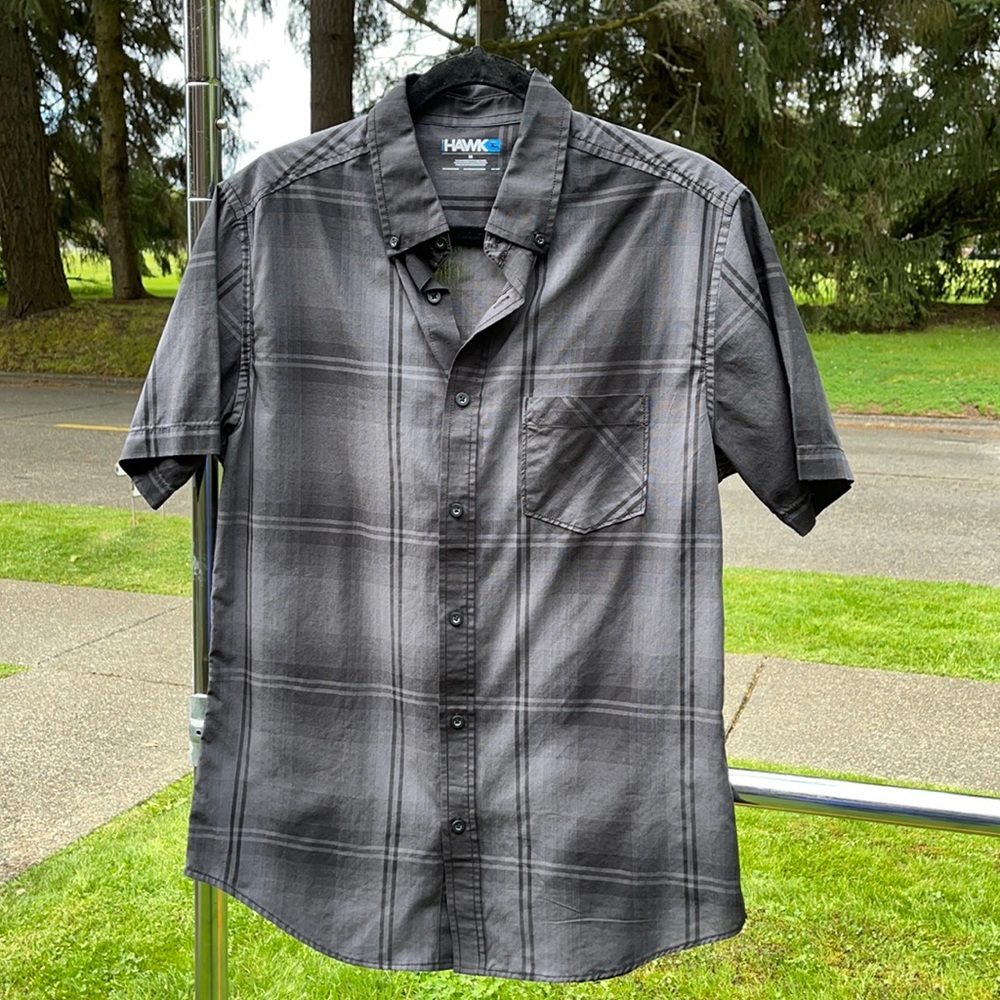 Black & gray short sleeved button up